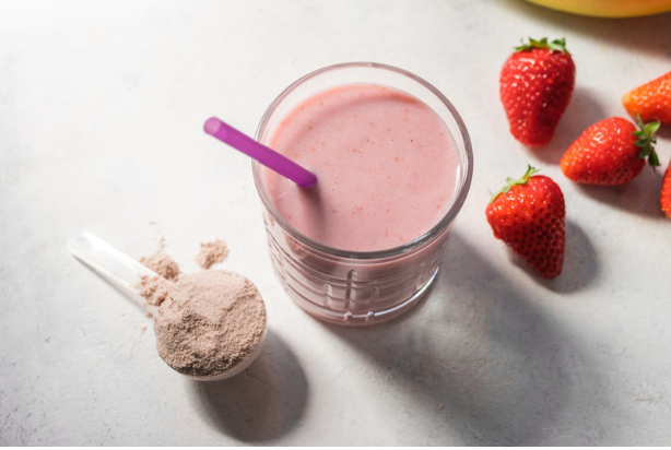 4 - Milkshake proteico de fruta