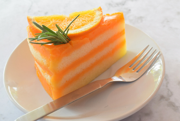 Bolo de laranja com Alecrim