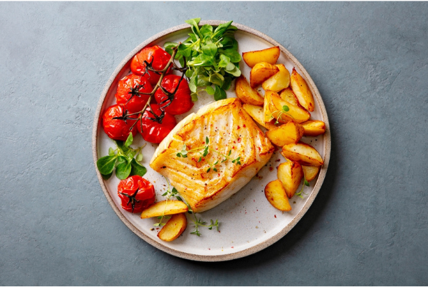 Peixe assado com legumes 