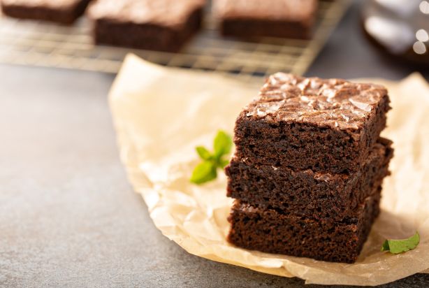 Brownie de chocolate: poucos ingredientes e fácil de fazer