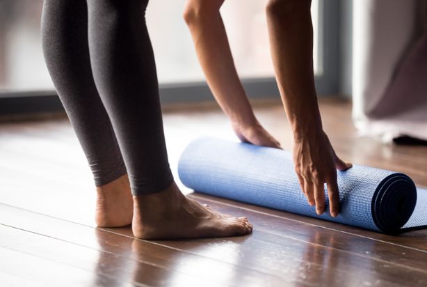 Equipamentos de yoga: quais não podem faltar no estúdio?