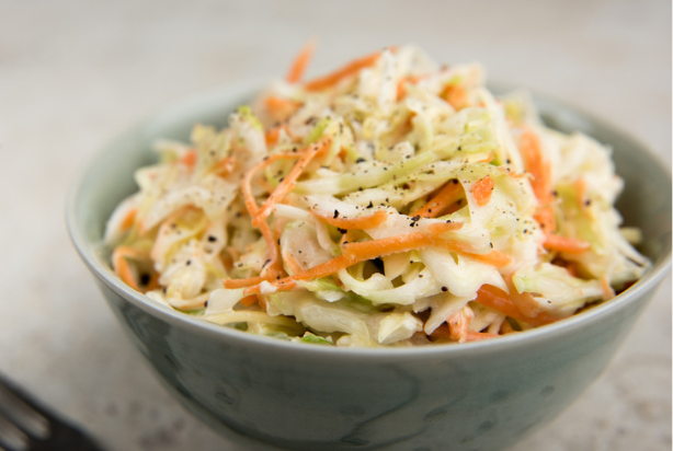 salada de repolho com abacaxi