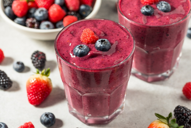 Shake de frutas vermelhas com óleo de coco