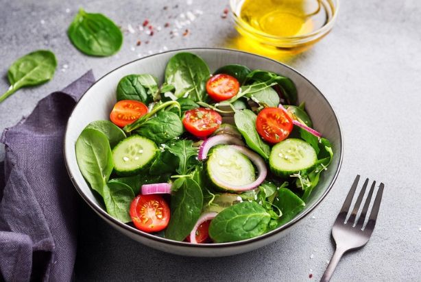 salada de espinafre