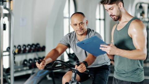 Ficha de treino: como montar para sua academia