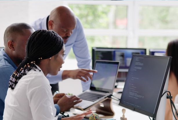Treinamento de colaboradores: integrando desenvolvimento
