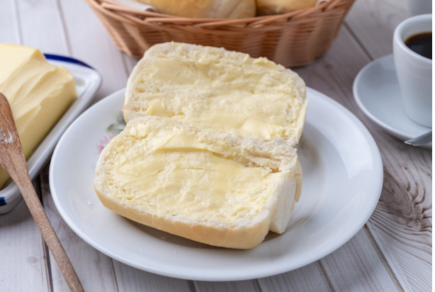 Miolo de pão: tirar ou não?