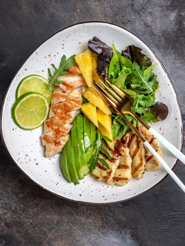 Experimente uma salada tropical!