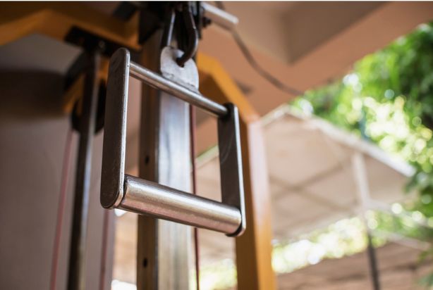 acessórios para o tríceps inverso