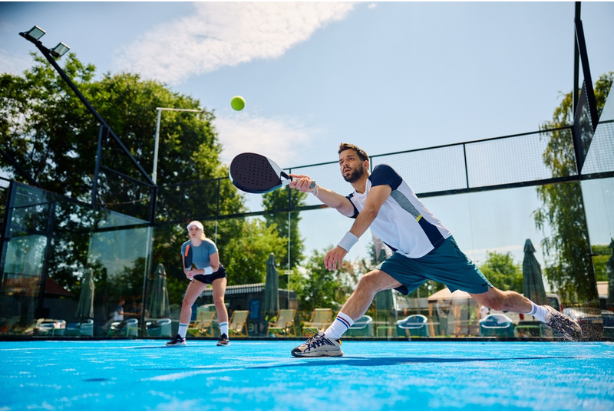 Padel: conheça este esporte dinâmico de raquete