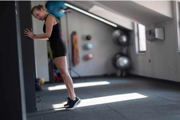 Mobilidade de tornozelo: 4 exercícios para melhorar a sua 