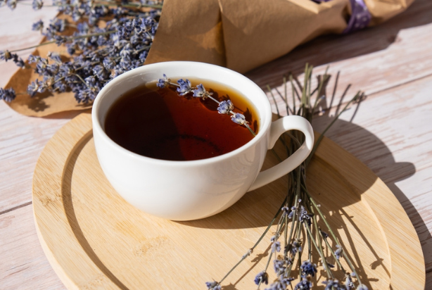 Chá de lavanda: os seus benefícios e como prepará-lo