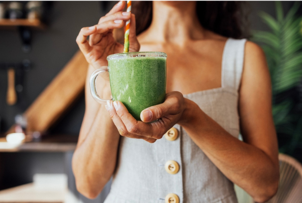 Suco de couve: benefícios e ideias de preparos 
