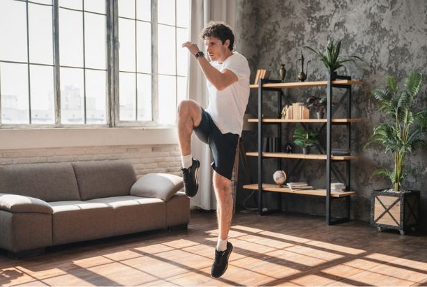 Cardio em casa: 4 exercícios para fazer sem equipamentos