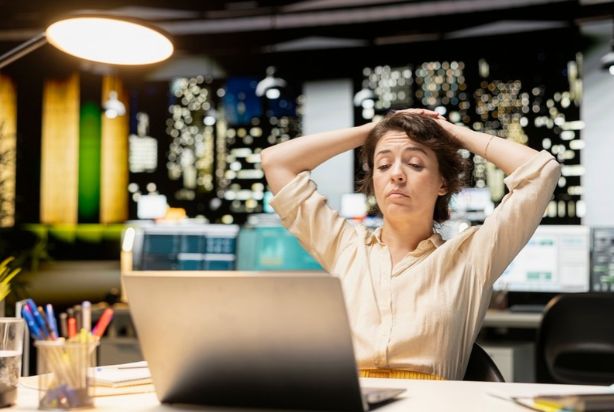 Resenteeism: o que é e como impacta sua empresa